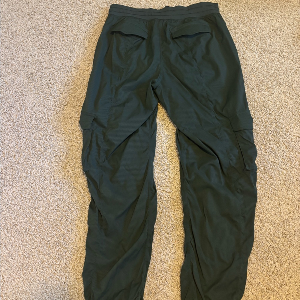 Lululemon Dance Studio Relaxed Fit Mud Rise Hunter Green Cargo Pants
